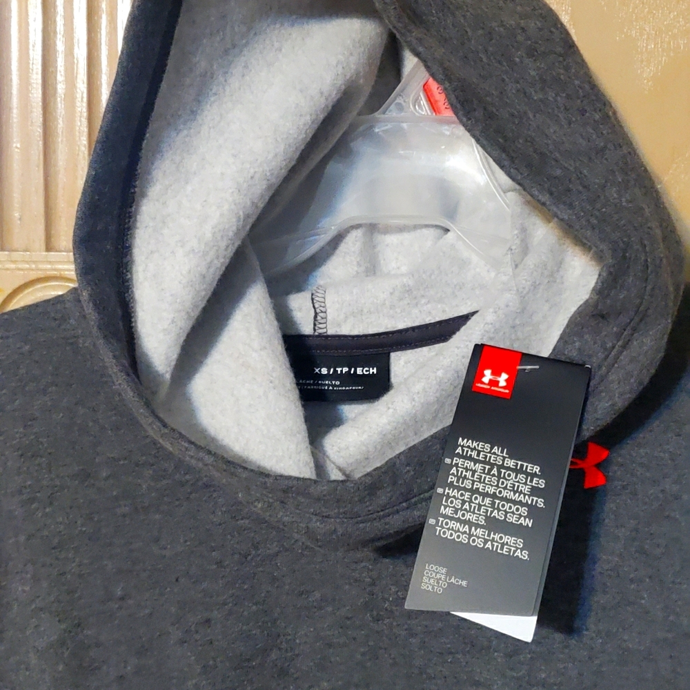 NWT Under Armour